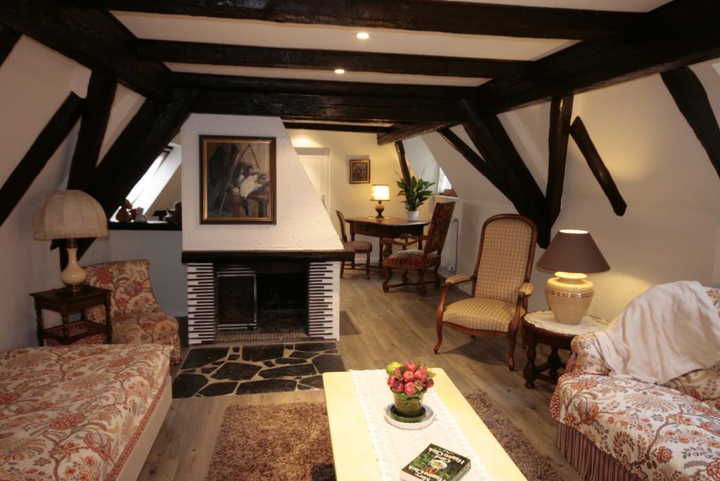 Jeanne Apartment *
